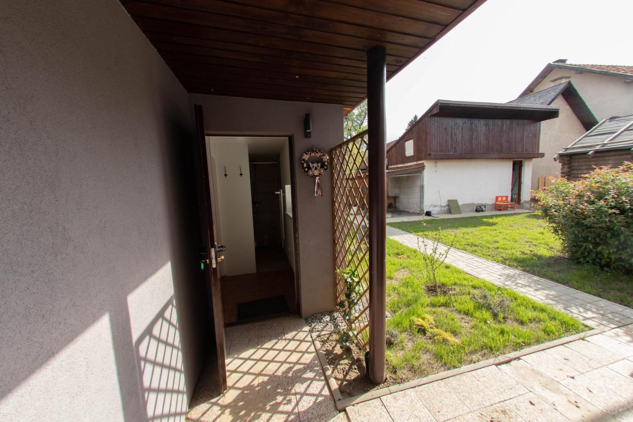 Апартаменти Privat Vcelka Ліптовський Мікулаш Екстер'єр фото